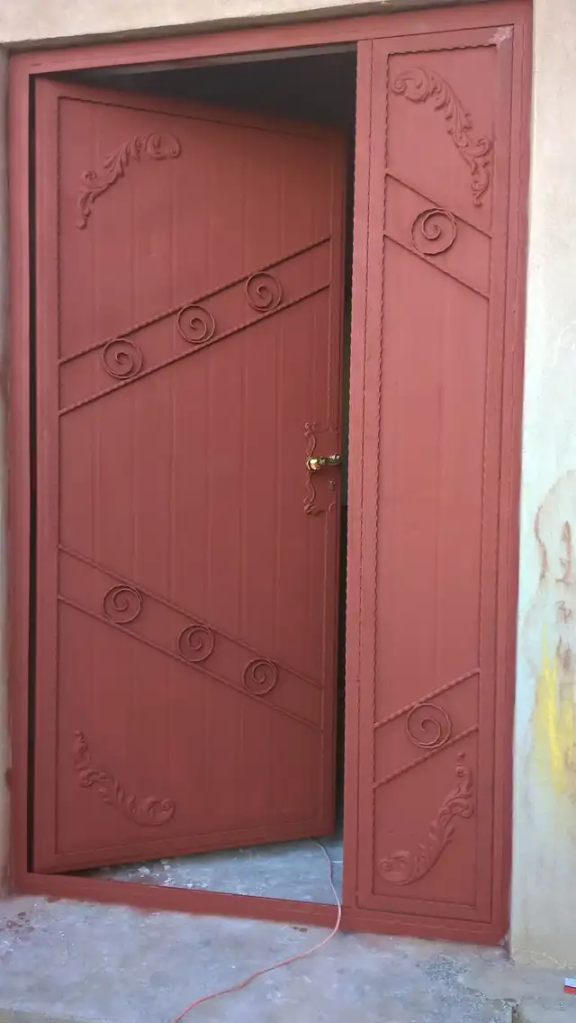 Porți 22