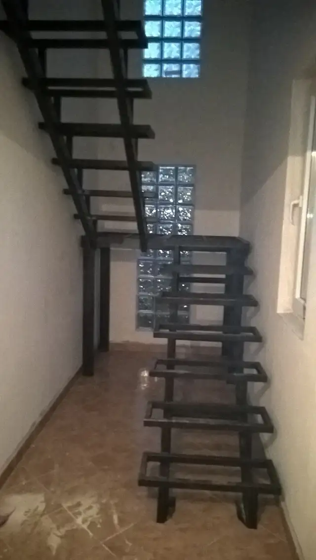 Scări 7
