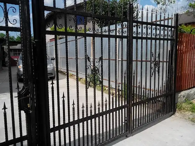 Porți 9